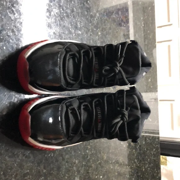 Jordan 11 Retro “Playoffs” 2001 Men’s Size 13 s-l400.jpg main image 3